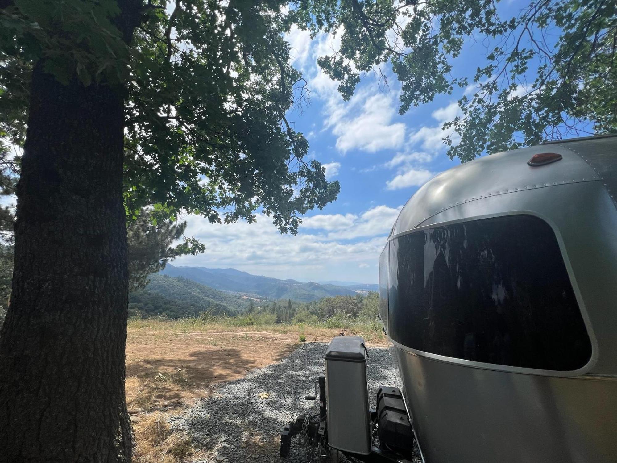 Modern Airstream With Amazing View - 10 To 15 Minutes From Kings Canyon National Park Dunlap Extérieur photo