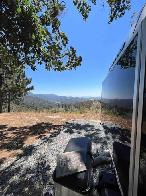 Modern Airstream With Amazing View - 10 To 15 Minutes From Kings Canyon National Park Dunlap Extérieur photo